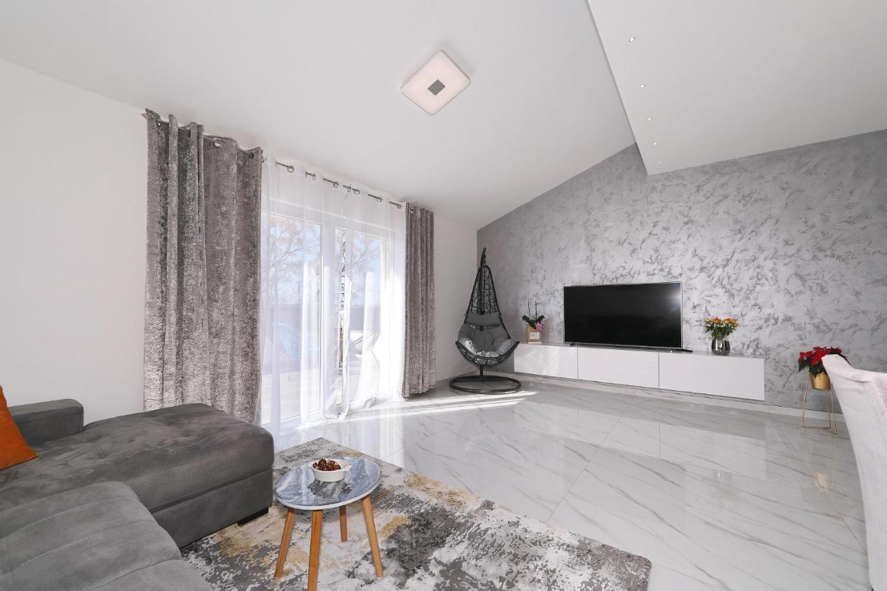 Apartman Chiara Galovac  Exteriér fotografie